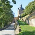zur Hundisburg