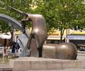 Einhorn am Paradiesbrunnen in der Dr.-Max-Grundig-Anlage,