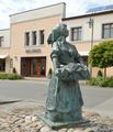 Vor dem Brillenhaus in Grimmen: