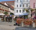 Feststimmung am Markt