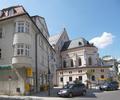Stadtpfarrkirche St. Nikolaus hinter dem Marktplatz