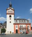 Schlosskirche mit Rathaus.